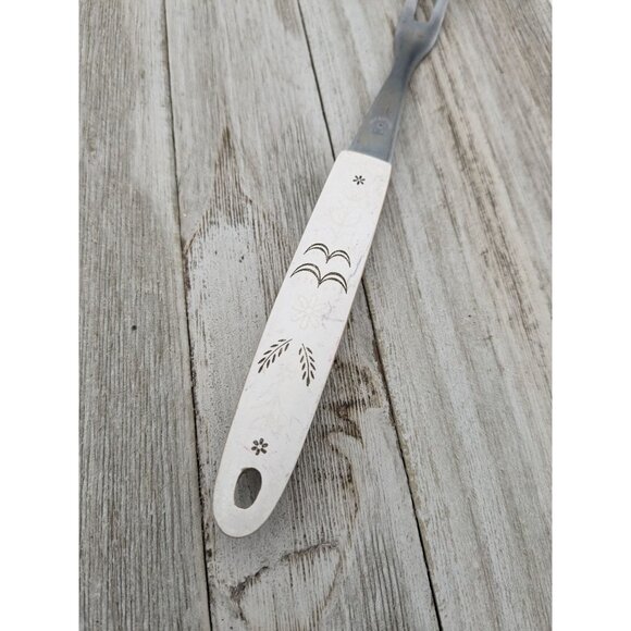 Vintage Flint Arrowhead Stainless Meat Utility Turning Fork 9 1/2" Wheat Handle - Picture 3 of 8